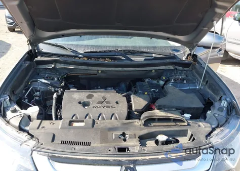 2018 Mitsubishi Outlander Se z USA, uszkodzony, nr VIN JA4AD3A34JJ003217